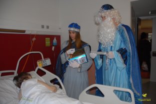 Els Reis Mags visiten cada any els pacients ingressats a l'Hospital.